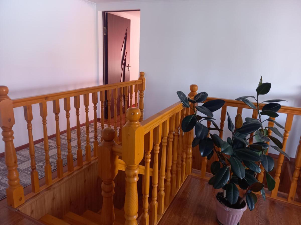 Guest House Shirin Barskoon Esterno foto